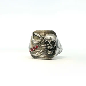 Anillo de plata “Barbanegra”